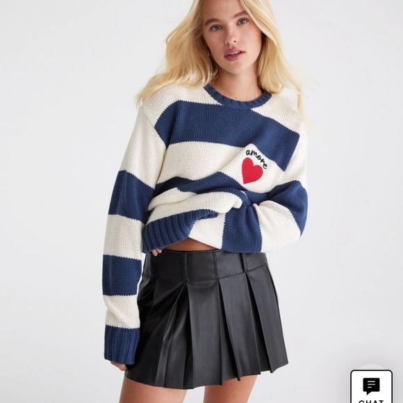 Aeropostale Oversized Striped "Amore" Heart Sweater Sz Small - Picture 1 of 8